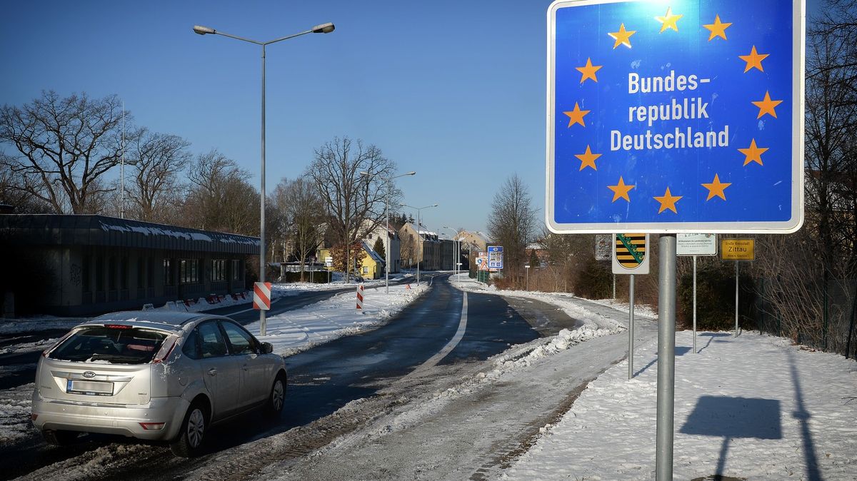 Německo hlásí přes 10 tisíc nakažených, situace je nejhorší u hranic s Českem